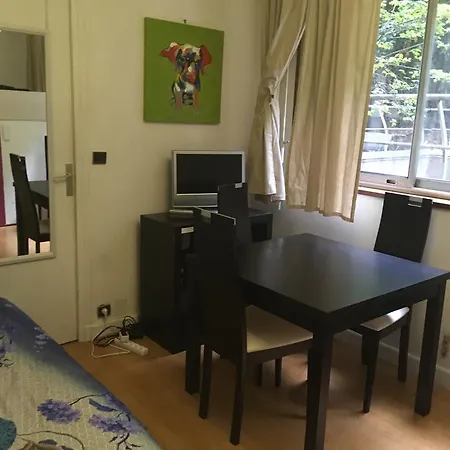 Appartement Studio à St Lazare